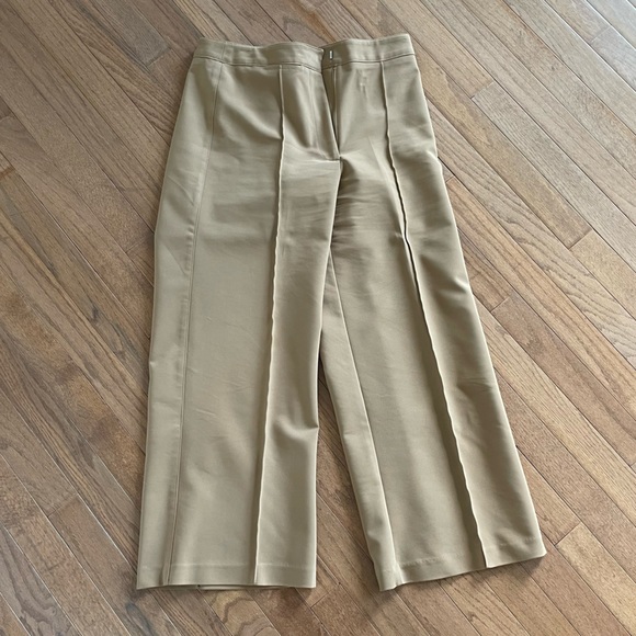 Cynthia Rowley Khaki Capri - Picture 1 of 4